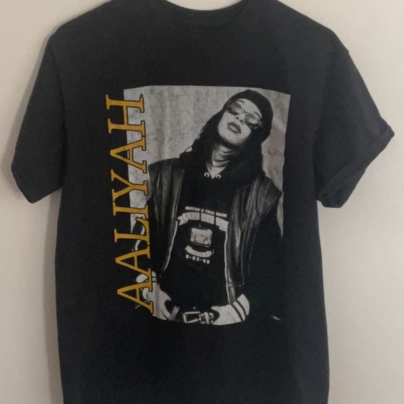 Aaliyah Black Graphic Tee - Short Sleeve vintage - Picture 2 of 4
